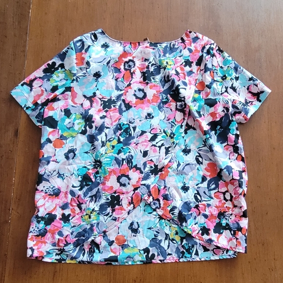 Kut from the Kloth floral blouse XL with tulip back - Picture 5 of 8